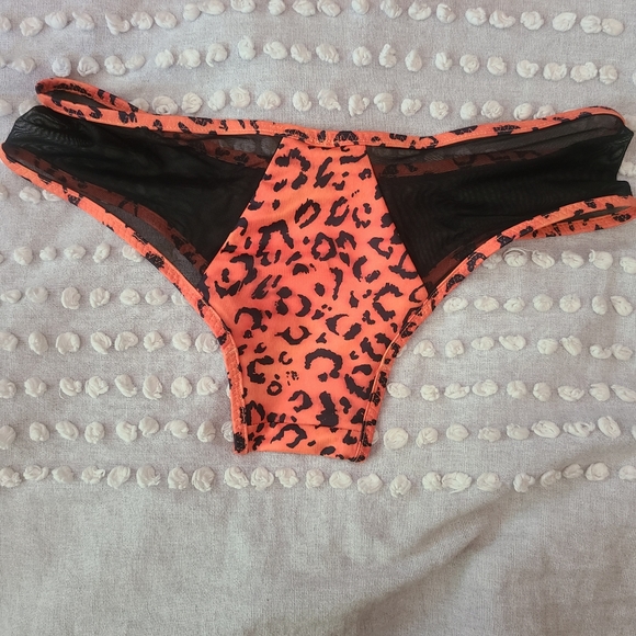 Creatures of XIX NWT Bottoms - Picture 4 of 8